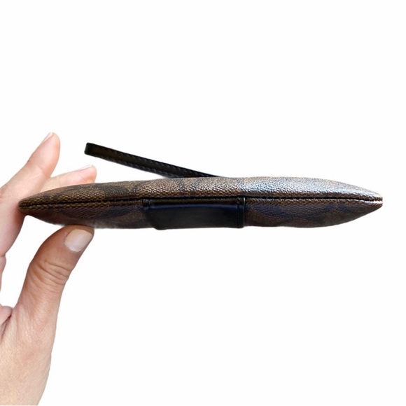 Coach EUC Corner Zip Wristlet In Signature Coated Canvas Black Brown - Picture 6 of 12